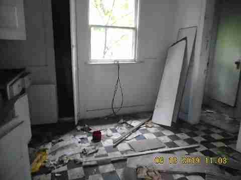 15796 14th (12)_m.jpg